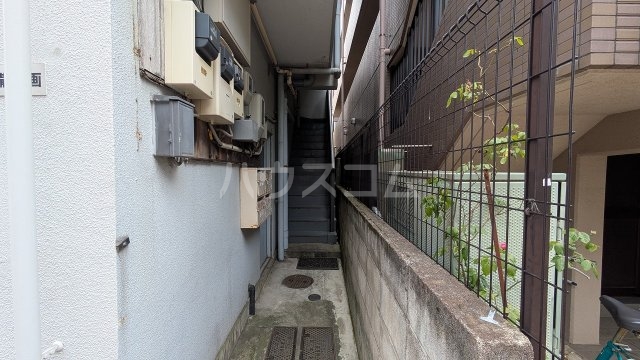 18/24 エントランス