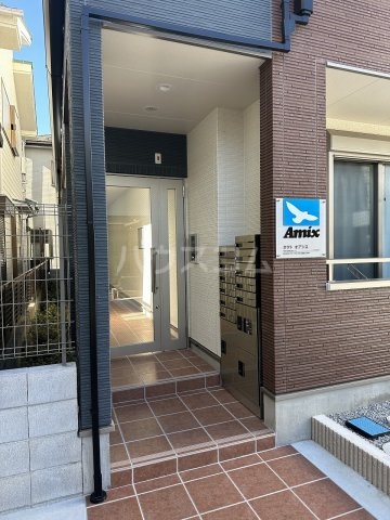 26/30 エントランス