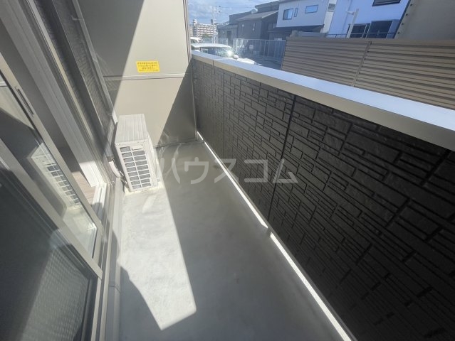 19/27 バルコニー