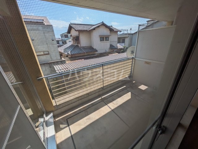 14/23 バルコニー