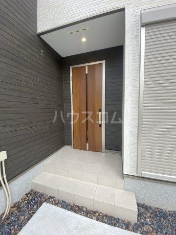 28/30 エントランス