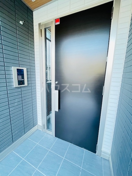 17/26 エントランス