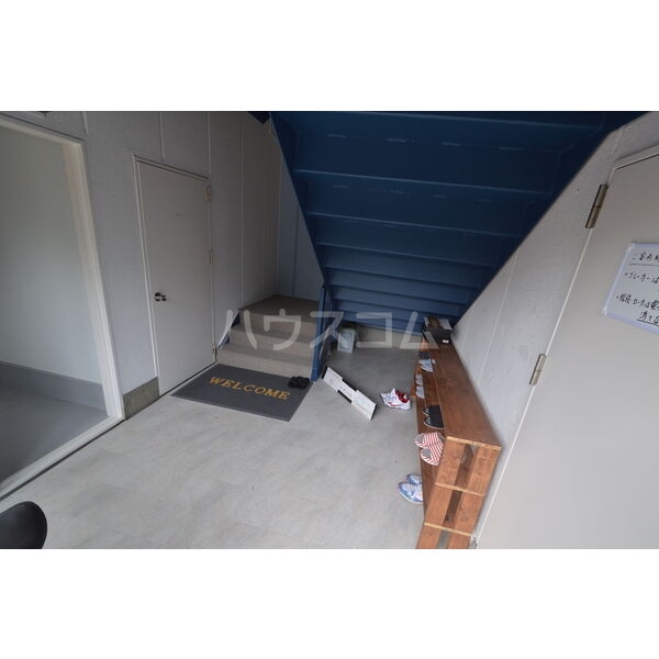 15/26 エントランス