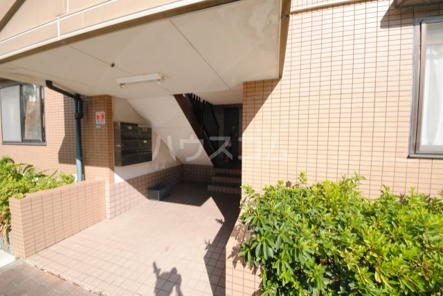 29/30 エントランス