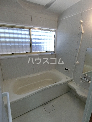 14/30 浴室