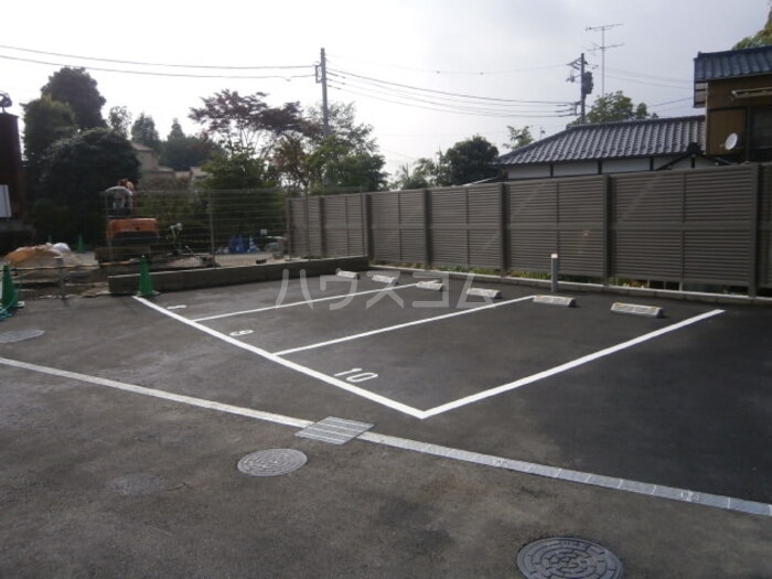 26/30 駐車場