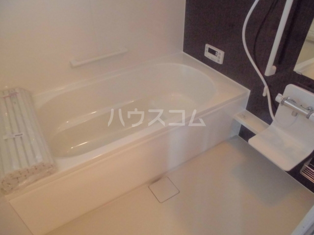 14/25 浴室