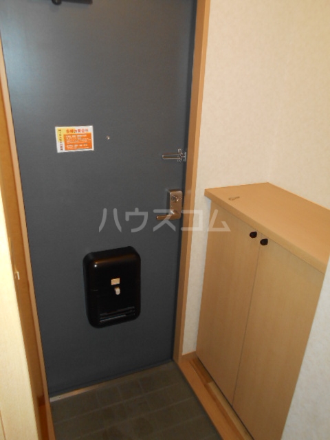 13/30 玄関