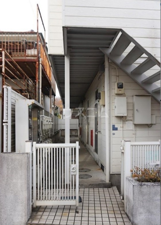 15/15 エントランス