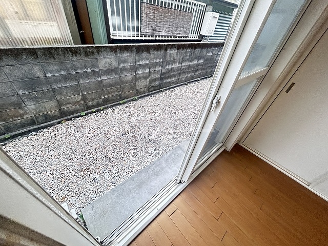 20/26 バルコニー