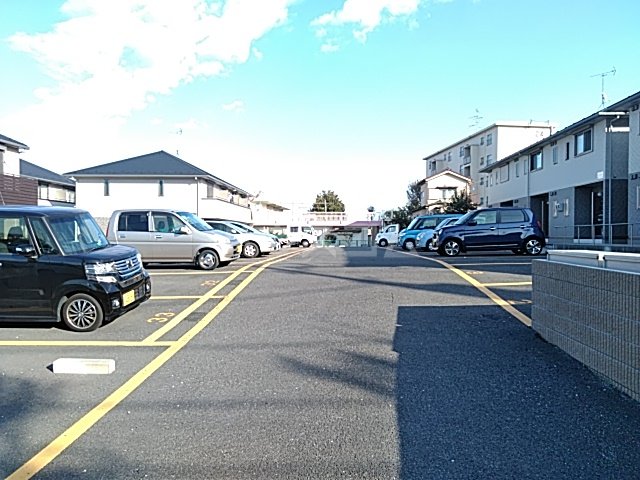 17/27 駐車場