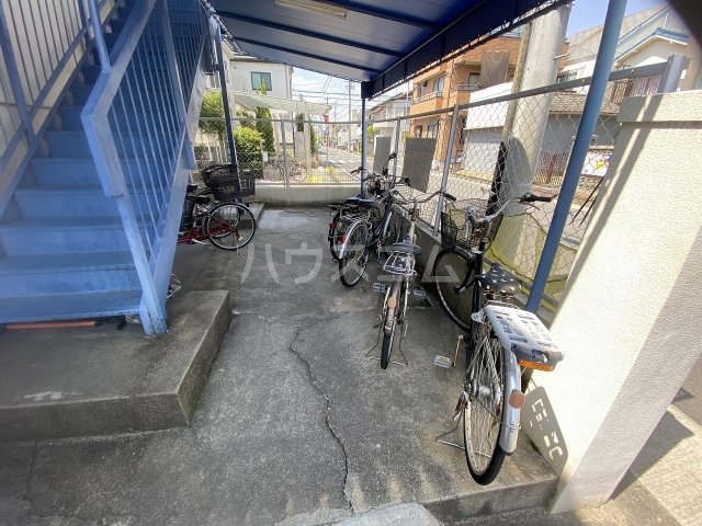 20/27 エントランス