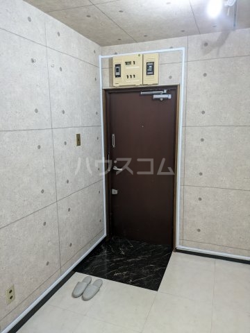 6/16 玄関
