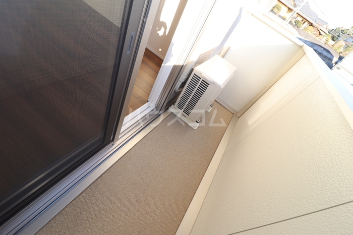 13/23 バルコニー