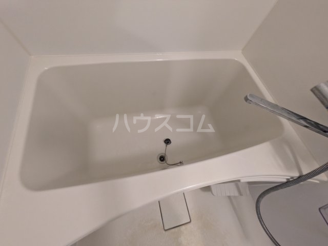 18/30 浴室
