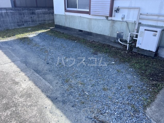 14/23 駐車場