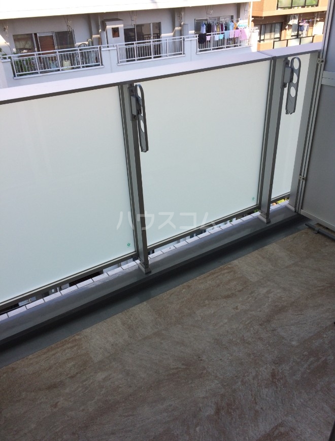 15/26 バルコニー