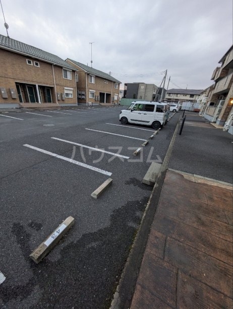 22/30 駐車場