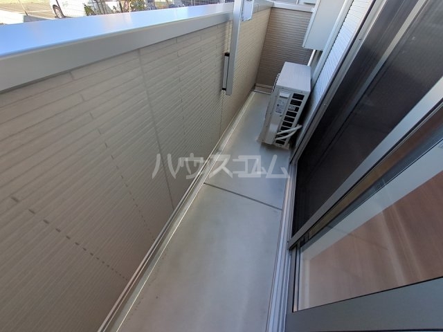 14/22 バルコニー