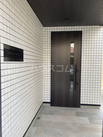 20/30 エントランス