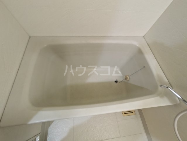13/30 浴室