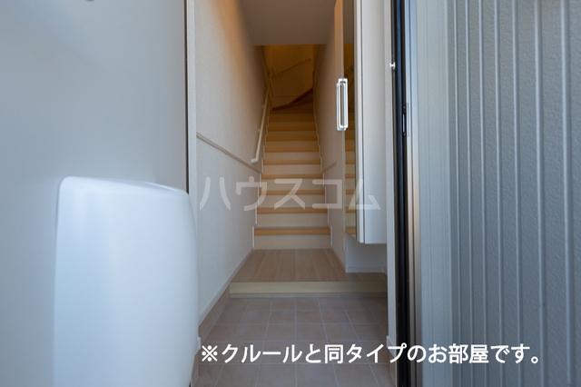 16/22 エントランス