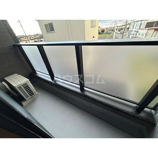 13/22 バルコニー