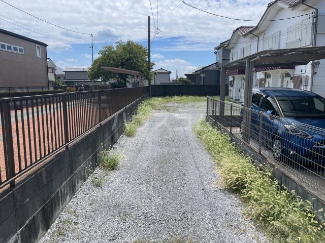 21/30 エントランス