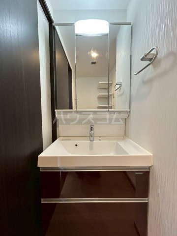 15/28 洗面