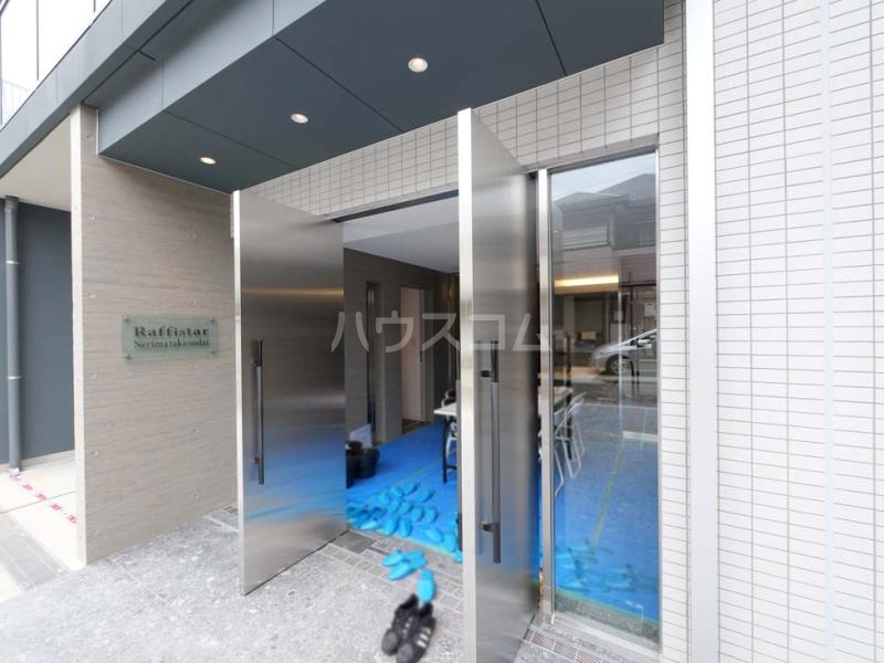 16/22 エントランス