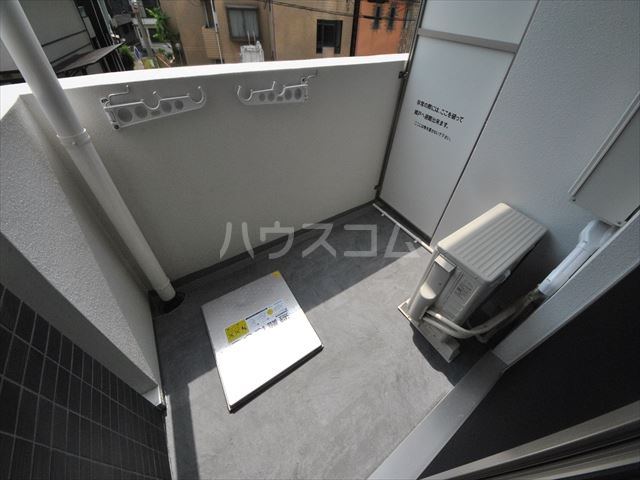 15/28 バルコニー