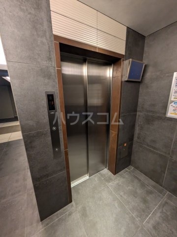 2/6 エントランス