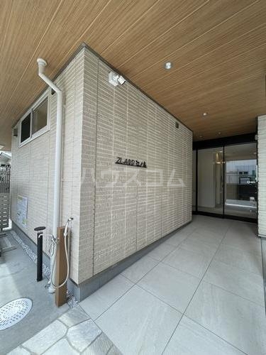 14/24 エントランス