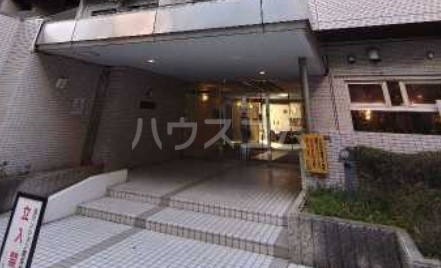 2/10 エントランス