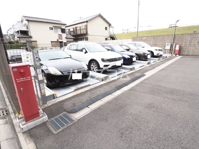 26/30 駐車場