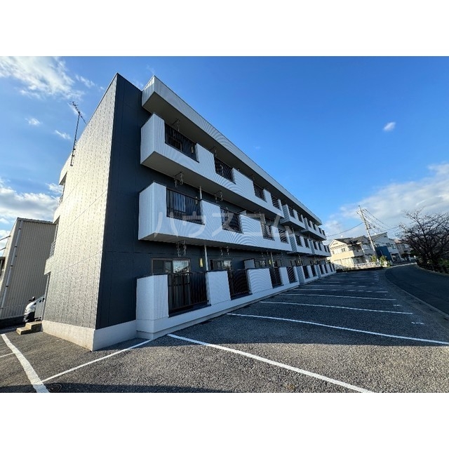 22/30 駐車場