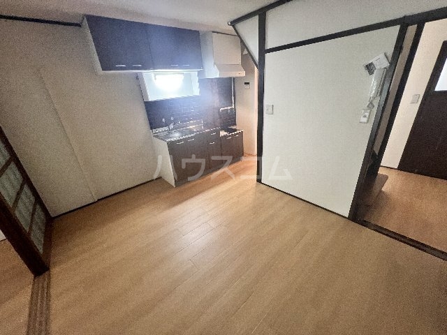 16/30 キッチン