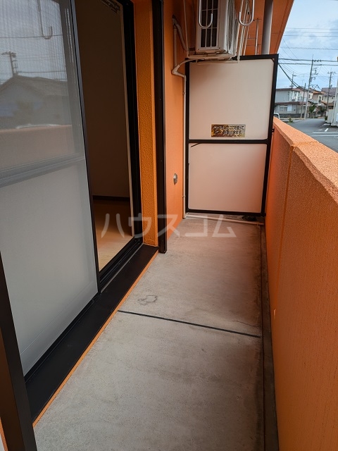 19/25 バルコニー