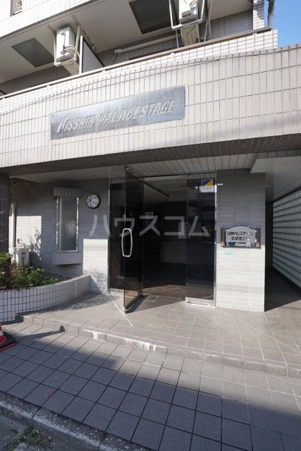 14/19 エントランス