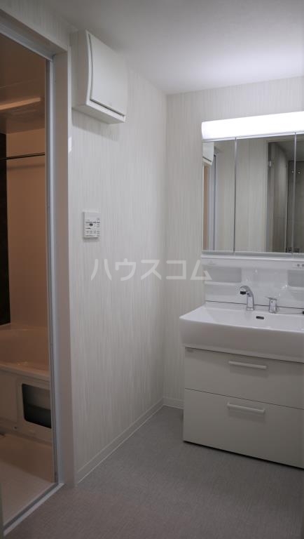 18/30 洗面