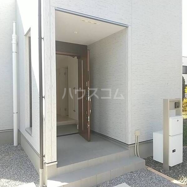 2/5 エントランス