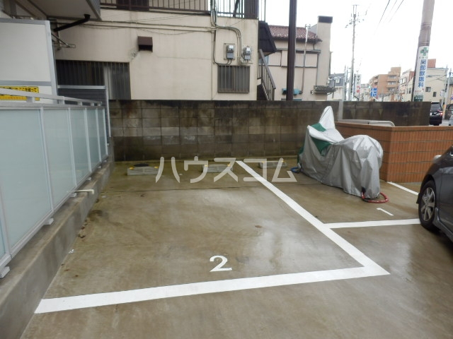 17/19 駐車場