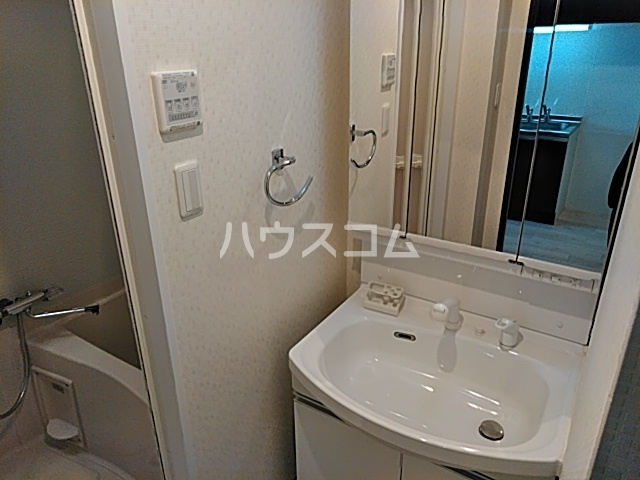 13/30 洗面