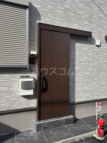 25/30 エントランス