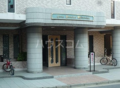 15/23 エントランス