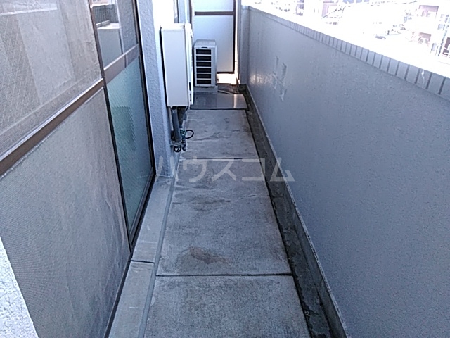 22/30 バルコニー