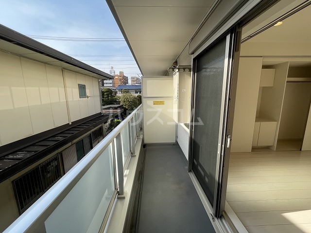 15/23 バルコニー