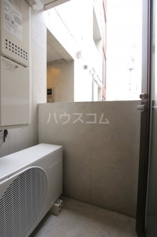 17/27 バルコニー