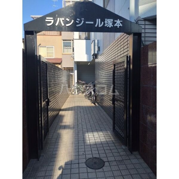 2/10 エントランス