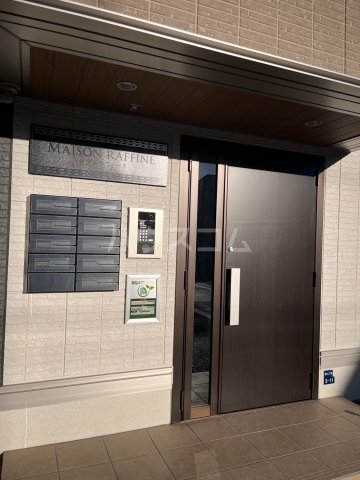 3/5 エントランス